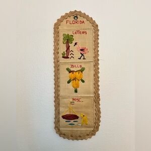Vintage Florida raffia letter holder